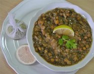 طريقة عمل العدس بجبة بالكزبرة الخضراء